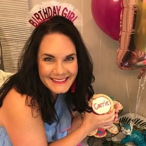 Meet your Posher, Carrie